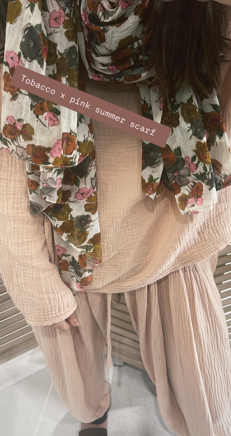 Mamapapa tobacco/pink/khaki floral scarf