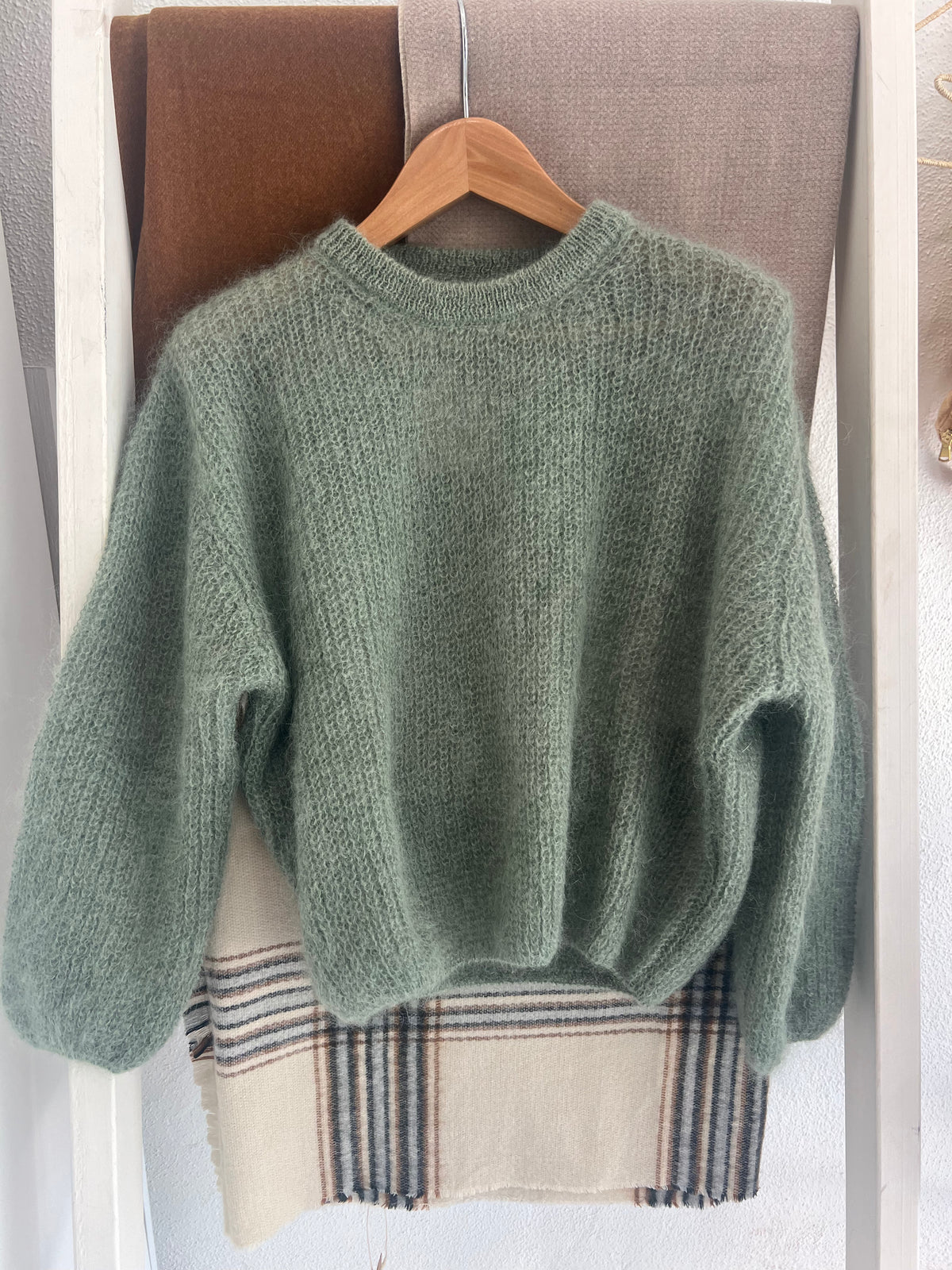 Nais Paris Mohair crew neck sweater