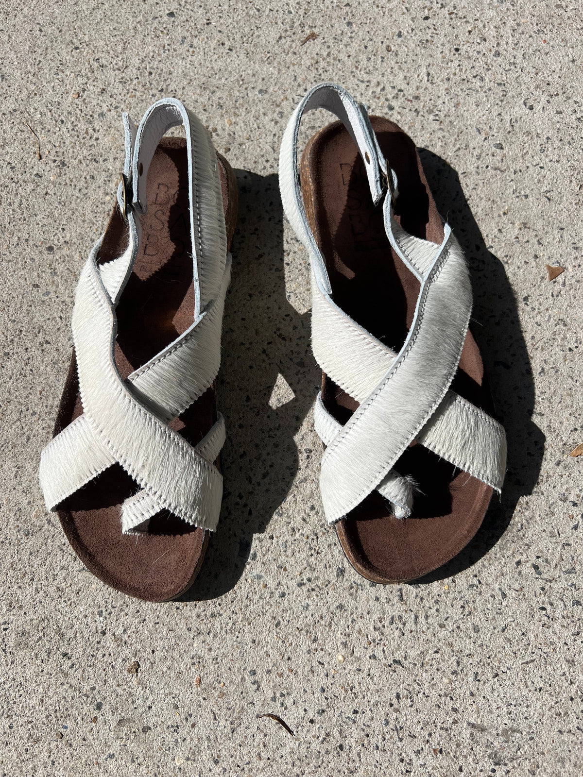 Bosabo Blanc cross over sling back Sandals
