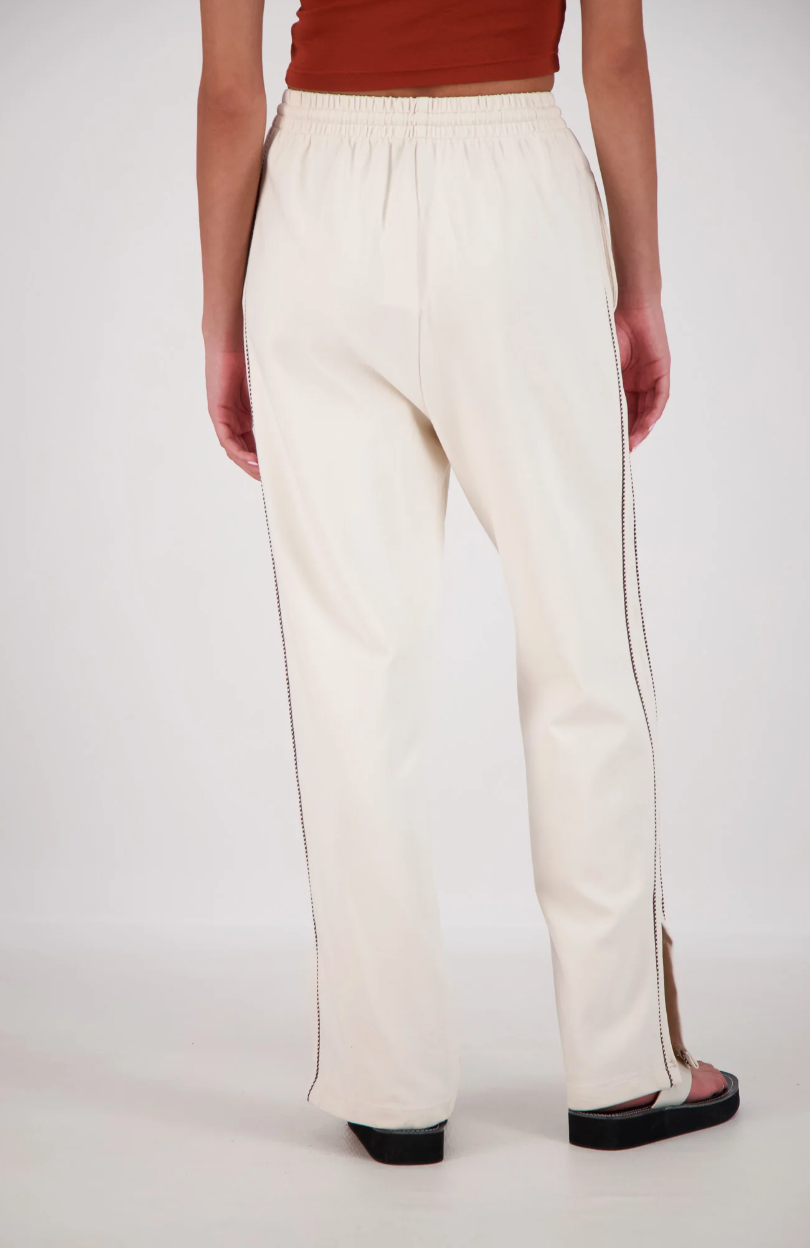 Jasmine Alexa Manarola track pant