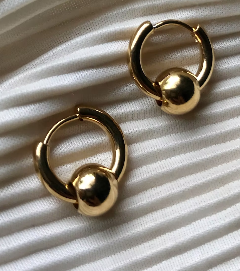 Margaux Lee Courtney Hoops