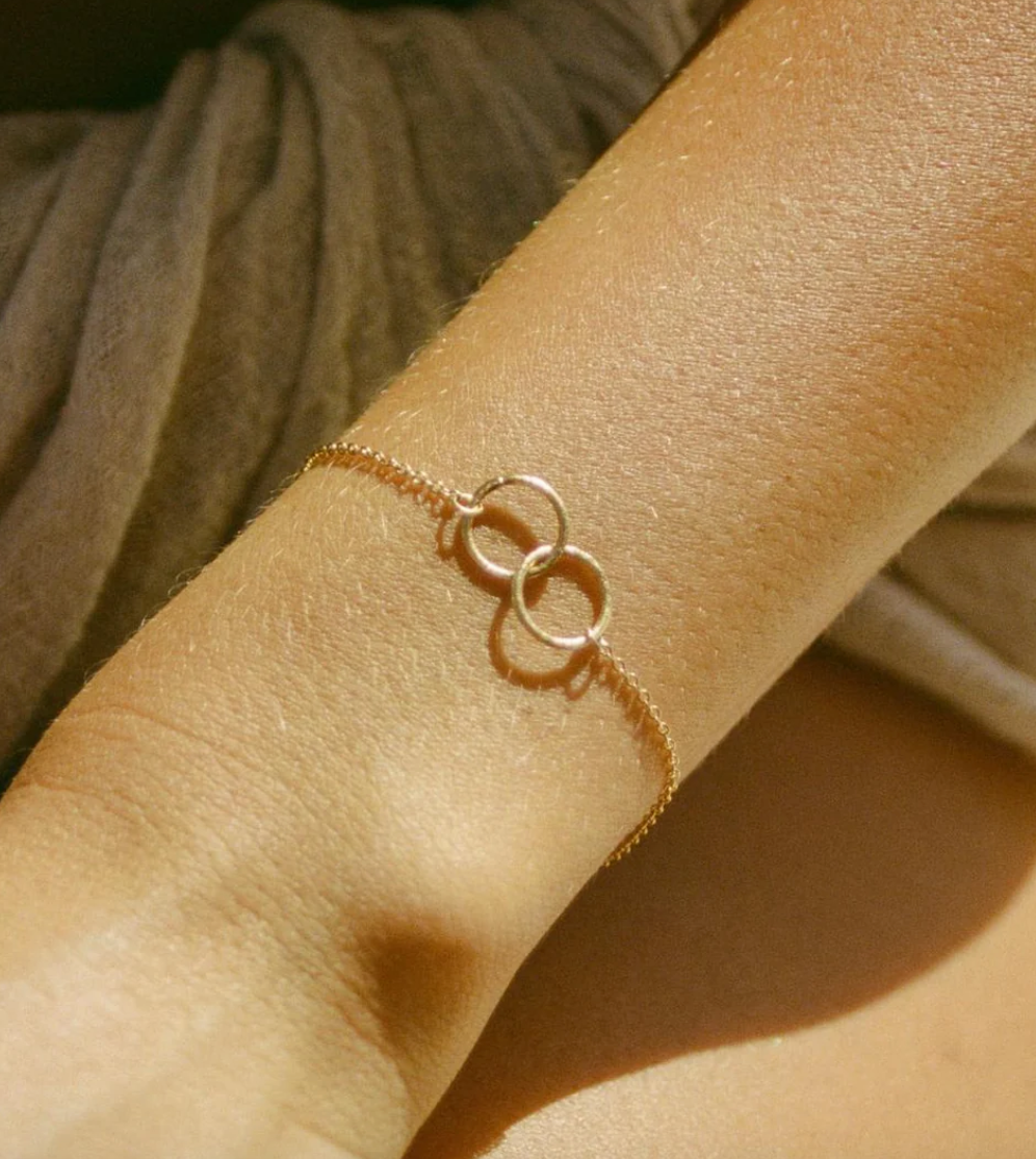 Agapee Circa gold bracelet