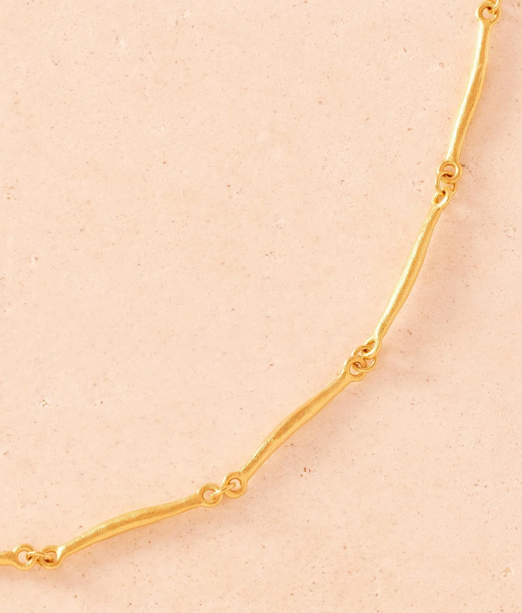 Agapee Enea gold necklace