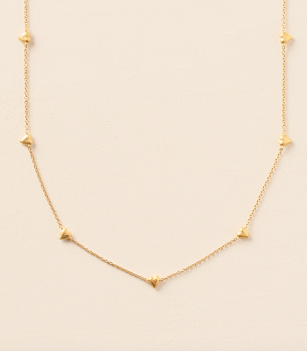Agapee Amori Choker in gold