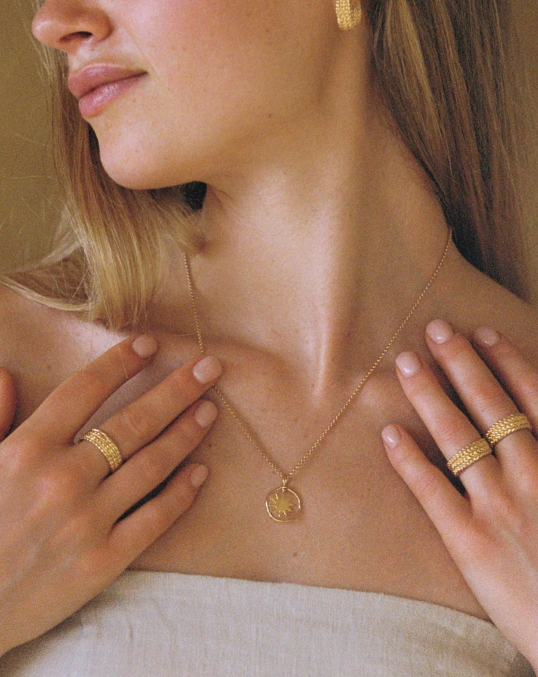 Agapee Calida Necklace- Gold