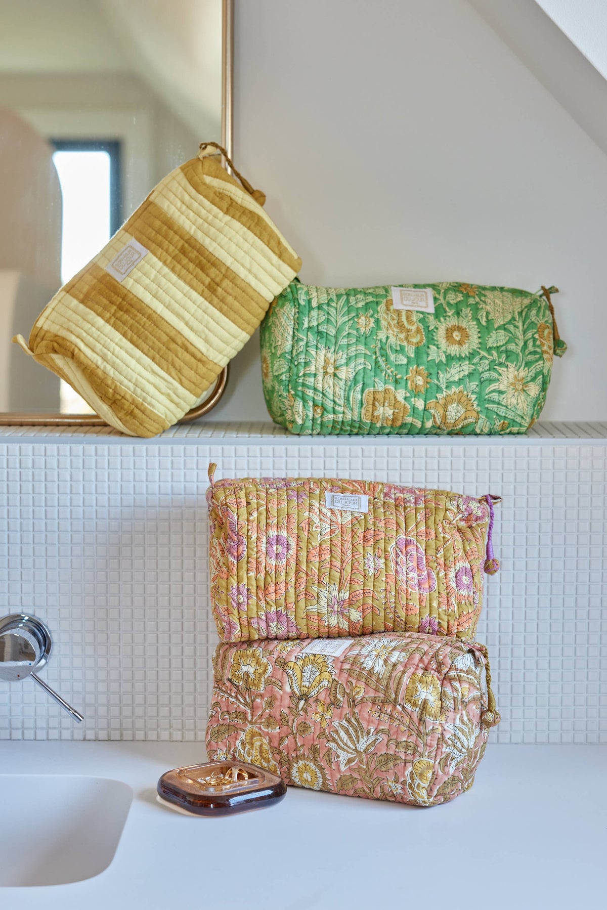 Bonheur du Jour Toiletry bag - Kiwi Stripes