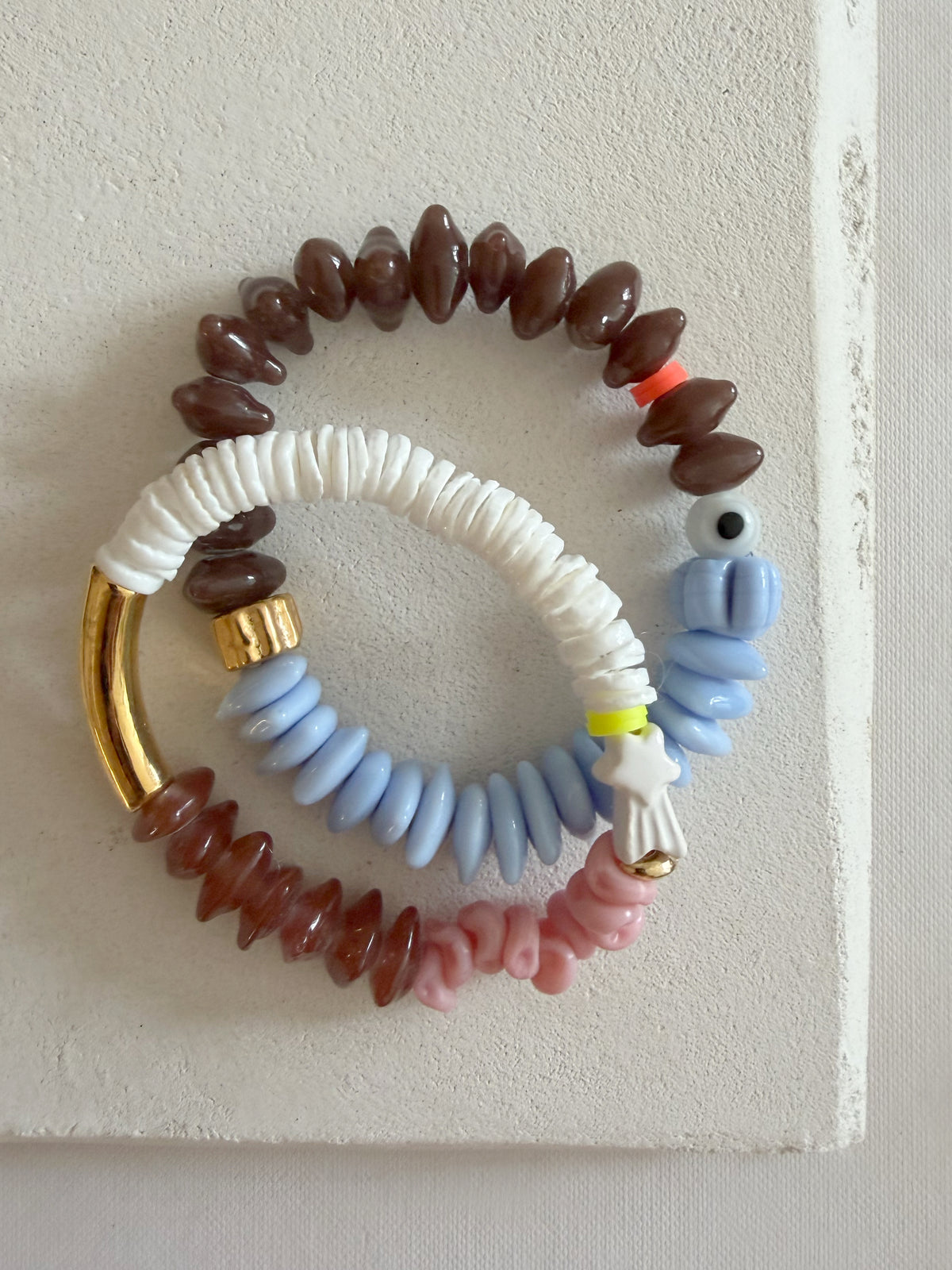 Hencla x Honour Apparel bracelet no.1 (Sky Blue x Choc)
