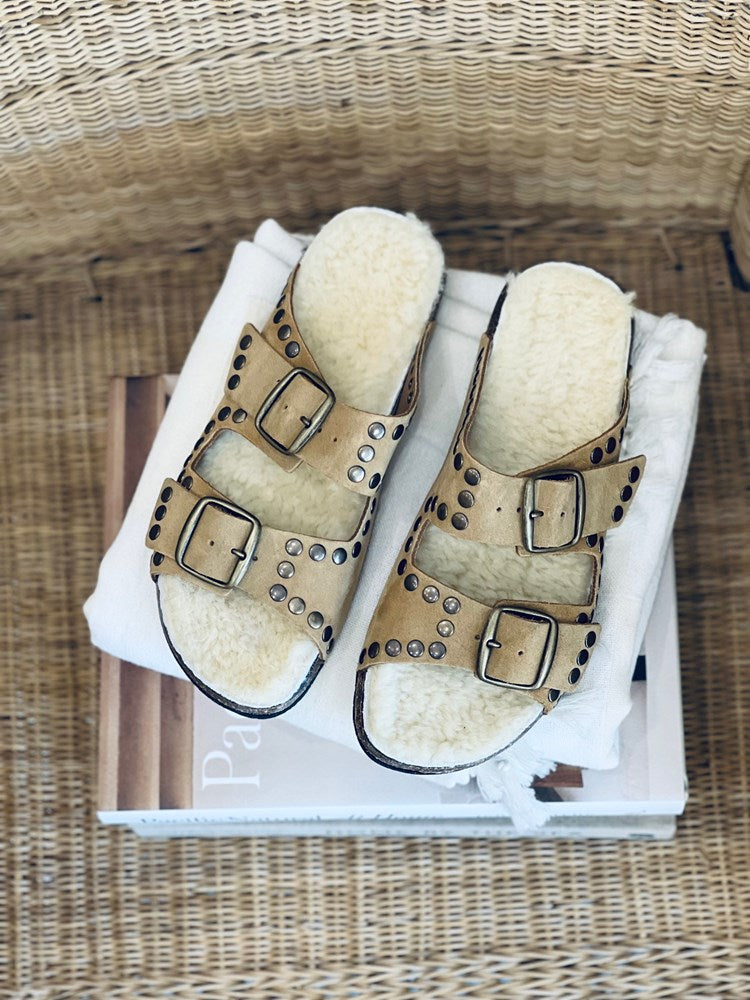 Bosabo Rivet Shearling Slides